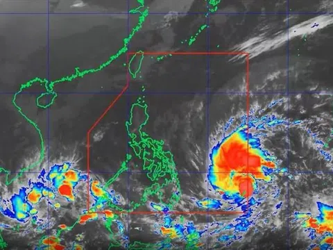 Hàng chục nghìn người Philippines rời nhà cửa tìm nơi tránh bão RAI