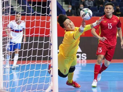 Thủ môn futsal Việt Nam lọt tốp 10 thế giới