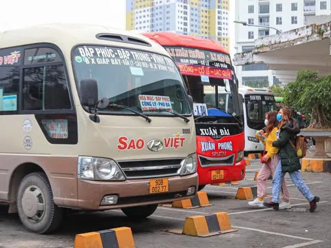 Vé máy bay, tàu xe Tết còn hay hết, giá thế nào?