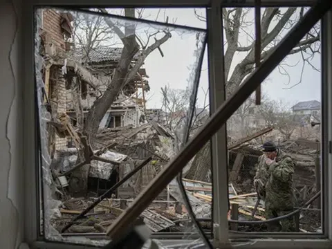 Ngày thứ 8 chiến sự ở Ukraine, Nga đưa lính bị thương sang Belarus
