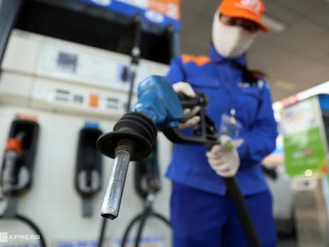 Chính thức đề xuất giảm thuế bảo vệ môi trường 1.000 đồng/lít với xăng