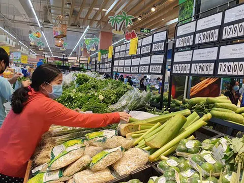 Giá xăng, dầu và kim loại liên tục leo thang, thị trường hàng hoá vừa ghi nhận đà tăng chưa từng có trong 32 năm