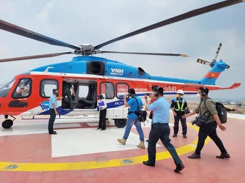 Tour ngắm TPHCM bằng trực thăng có giá bao nhiêu?
