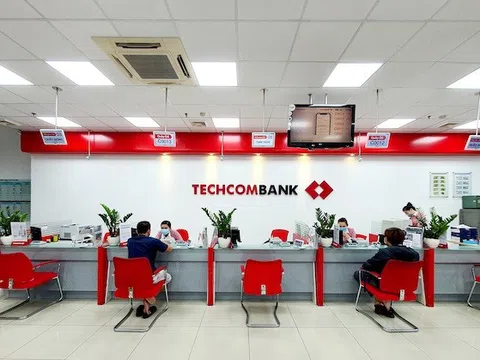 Thị giá xuống đáy 1 năm, người nội bộ của Techcombank muốn bán toàn bộ cổ phiếu TCB