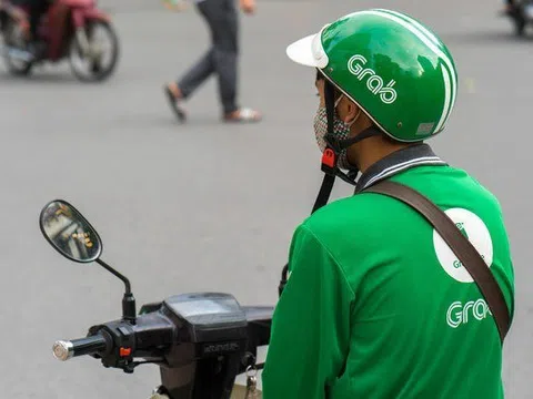 Hãng xe công nghệ ăn dày phí và chiết khấu, tài xế ngày thêm 'còng lưng'