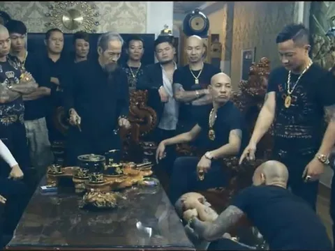 Ám ảnh “giang hồ nhí” ở Đà Nẵng (1): Sau dao kiếm là bom xăng