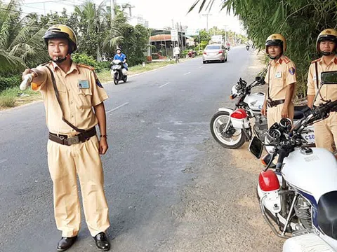 Hoa hậu Oanh Lê tố bị đánh gây thương tích tại trụ sở công an