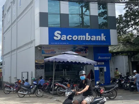 Sacombank đình chỉ công tác 3 cán bộ Phòng giao dịch Cam Ranh