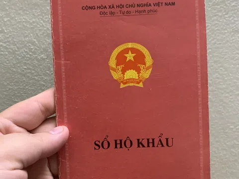 Thủ tướng chỉ thị không yêu cầu người dân phải xuất trình, nộp Sổ hộ khẩu