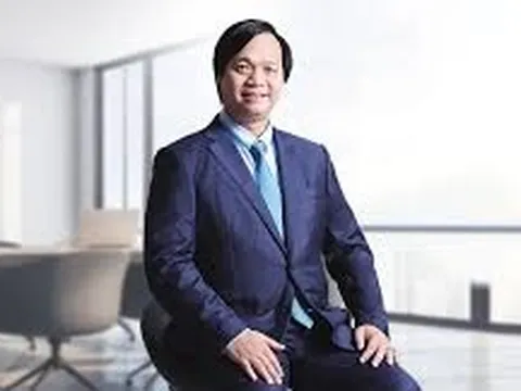 Thuế TPHCM cảnh báo tạm hoãn xuất cảnh đối với Tổng Giám đốc Phát Đạt
