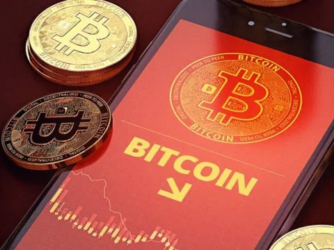 Thị trường tiền điện tử đỏ rực, giá Bitcoin thấp nhất 9 tháng