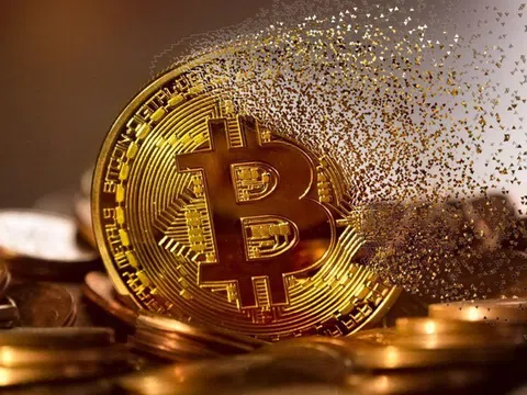 Đồng Bitcoin lần đầu 'thủng' mốc 30.000 USD để từ tháng 7/2021