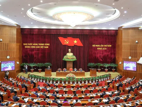 Bộ Chính trị triệu tập hội nghị Ban Chấp hành Trung ương bất thường