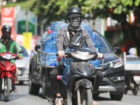 Miền Bắc và Trung Bộ bước vào đỉnh điểm nắng nóng, Hà Nội nền nhiệt lên tới 39 độ