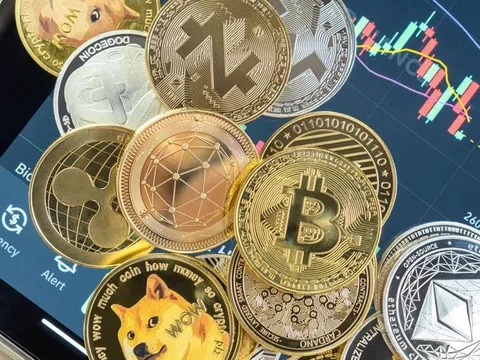 Bitcoin, Ethereum giảm trong lúc chờ báo cáo NFP