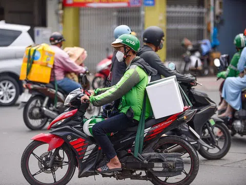 Bộ Công Thương yêu cầu Grab minh bạch thu phí sau khi dừng thu 'phụ phí nắng nóng'