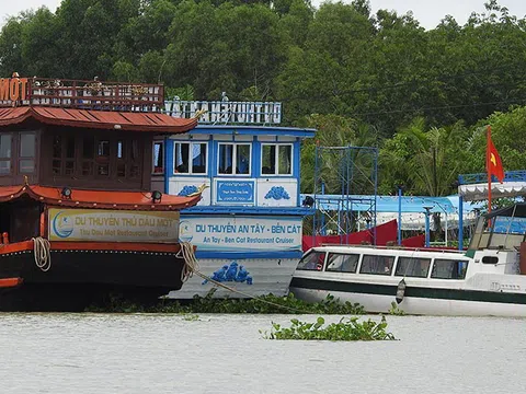 Xung quanh vụ bến thuyền hoạt động không phép trên sông Sài Gòn