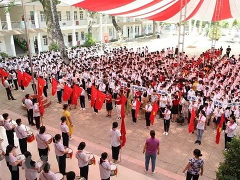 Sáng nay, 23 triệu học sinh hân hoan khai giảng năm học mới