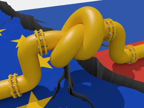 Thế giằng co trên thị trường năng lượng châu Âu, 'vũ khí' Nga-EU ai lợi hại hơn?