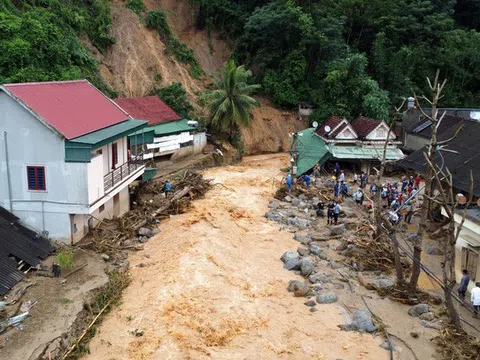 Lũ quét kinh hoàng tại Nghệ An gây thiệt hại hơn 100 tỷ đồng