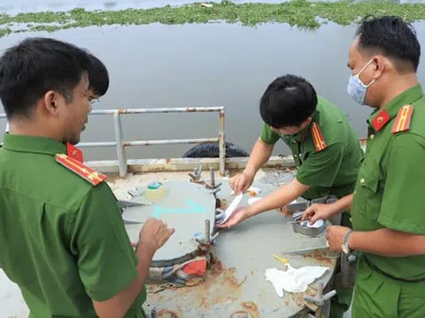 Vụ buôn lậu gần 200 triệu lít xăng: Hé lộ tình tiết ông trùm đầu thú giám đốc Công an tỉnh