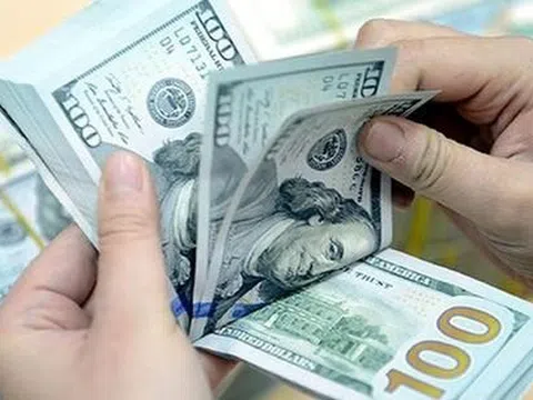 Giá USD vọt tăng cao nhất trong 3 năm qua