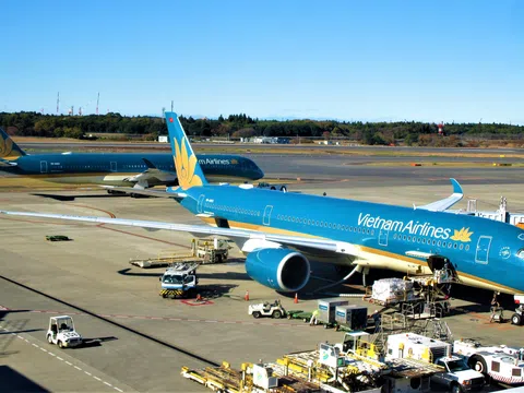 Kinh doanh thua lỗ, Vietnam Airlines muốn bán vốn tại công ty nhiên liệu hàng không Skypec