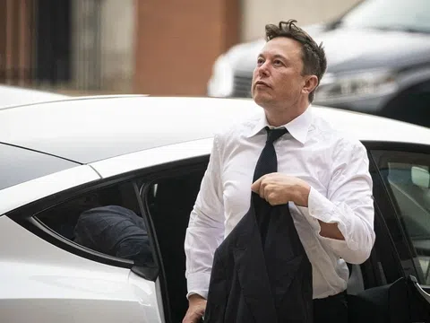 Ngày kinh hoàng của tỉ phú Elon Musk: Mất trắng 8,6 tỉ USD