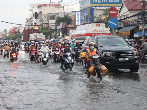 Thời tiết bất thường ở nhiều nơi