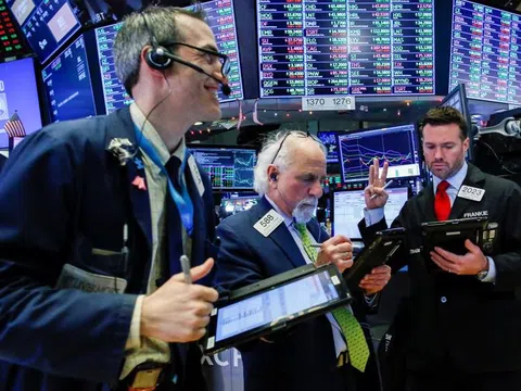 Chứng khoán Mỹ tăng điểm, Dow Jones thoát khỏi chu kỳ giảm giá