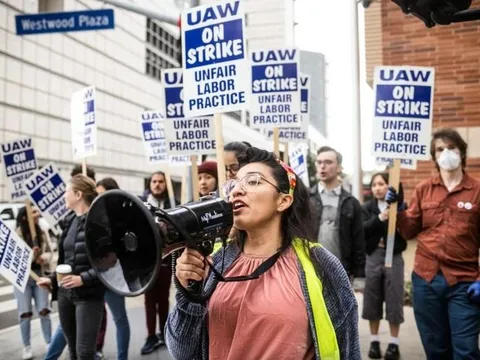 Khủng hoảng tại Đại học California khi 48.000 nhân viên đình công