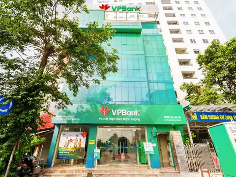 VPBank sắp chia cổ tức 50%, cổ phiếu ngược dòng ngoạn mục