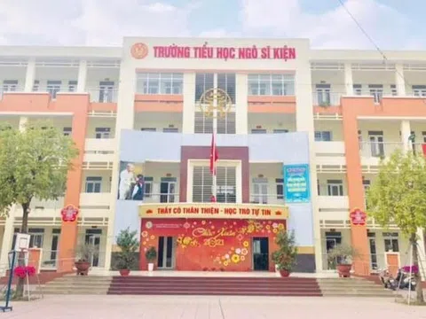 Hà Nội: UBND huyện Thanh Trì nói gì về thông tin học sinh bán trú ăn rau muống có mùi lạ?