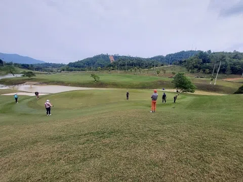 "Đánh trống bỏ dùi” với dự án Sân golf Hòa Bình – Geleximco?