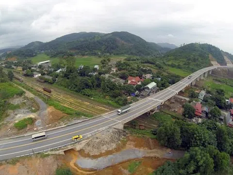 Một nhà thầu tham dự gói thầu giao thông miền núi phía Bắc gần 459 tỷ đồng