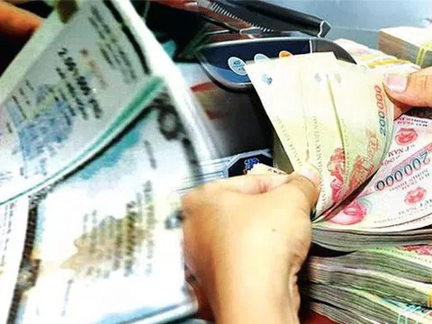 Phát hành TPDN tháng 8 sụt giảm, một số doanh nghiệp bắt đầu khó khăn trả nợ