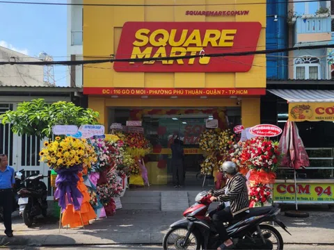 Khai trương siêu thị Square Mart, gia nhập đường đua bán lẻ